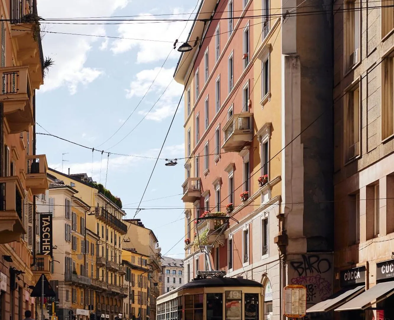 Cozy Meravigli Apartment - Pleasant Walk Between Duomo And Castello Milan